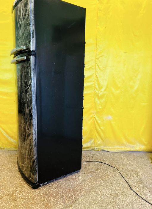 Двухкамерный холодильник Whirlpool NoFrost