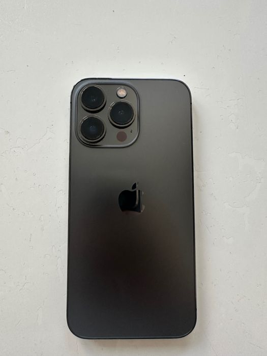 iPhone 13 pro em excelente estado