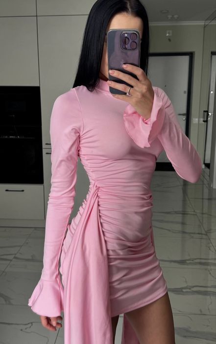 Плаття з пуш ап ефектом