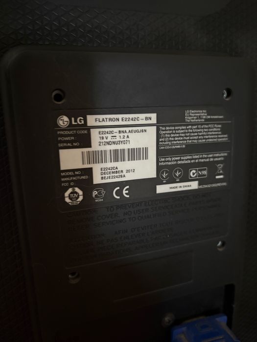 монітор LG FLATRON E2242C - BN