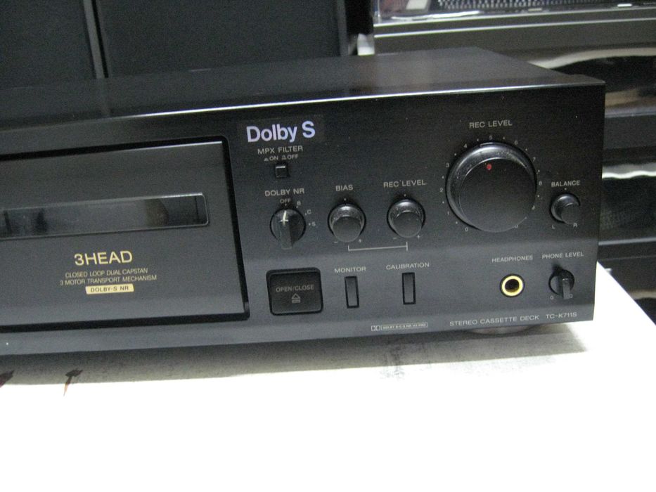 Magnetofon SONY TC-K711 S.