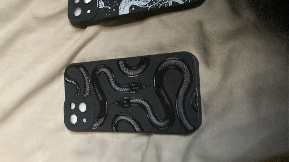 Чехол iphone 13.