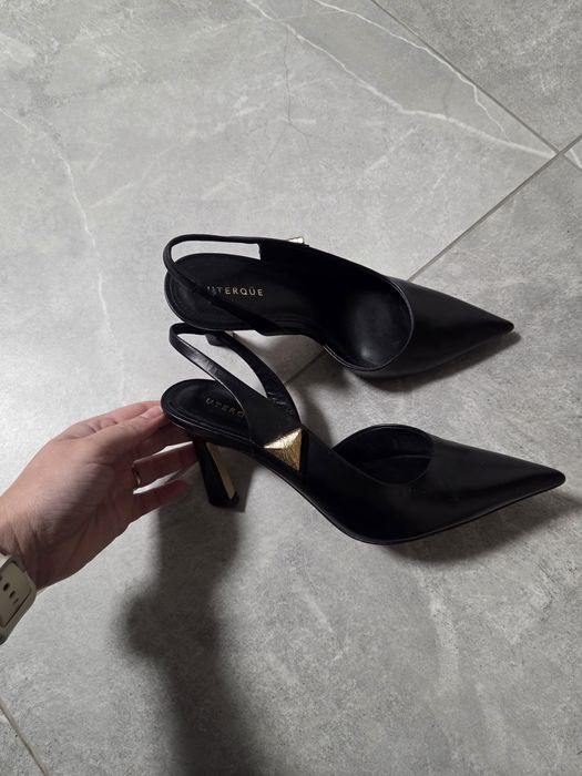 Шкіряні туфлі 37 розмір Uterque