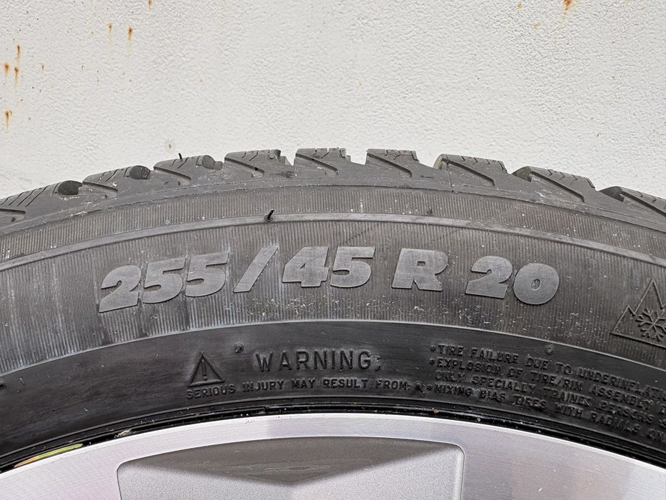 Kola Volvo 20 cali XC60 .5•108 ET38 opony zima 255/45/20