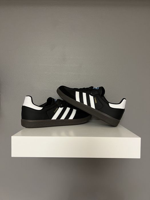 Samba Pretos - 37 1/3