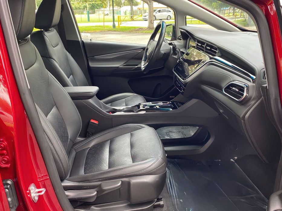 Chevrolet Bolt EV 2LT      2023