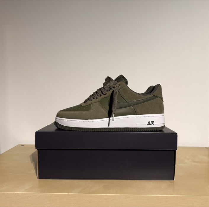 Nike Air Force Novos