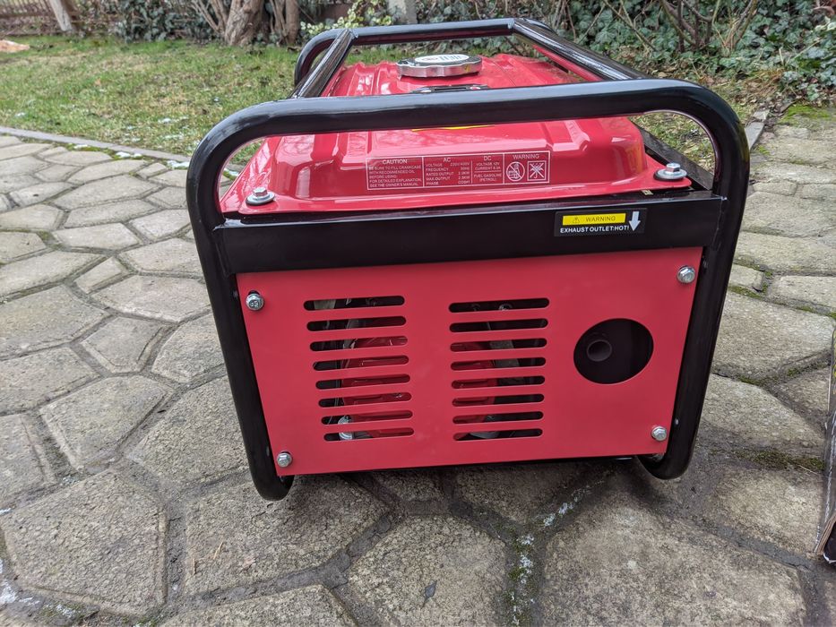 Бензогенератор Бензиновий генератор з електростартером і автозапуском