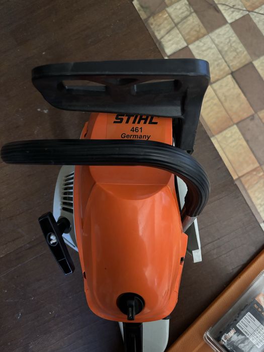 Продам бензопилу