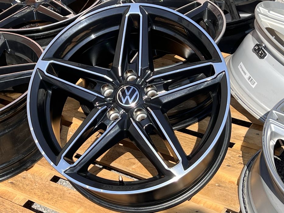 R18 5x112 VW Audi skoda CMS 8j et40