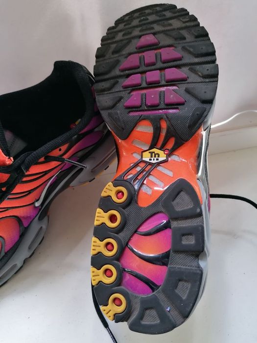 Кроссовки Nike airmax plus