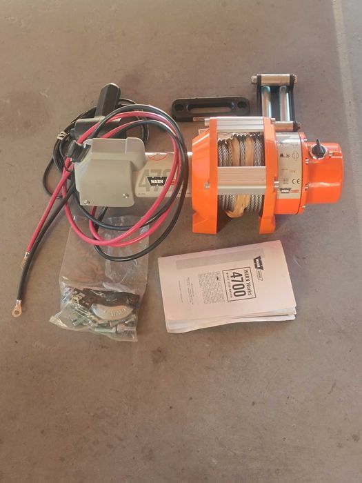 Guincho eléctrico 12 v 3.175 kg para jipe ou camião