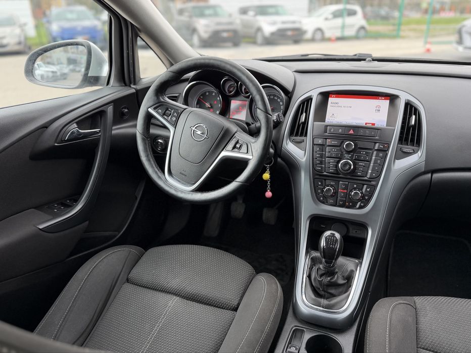 OPEL ASTRA 2016 року, 1.6 дизель, механіка, передній привід.