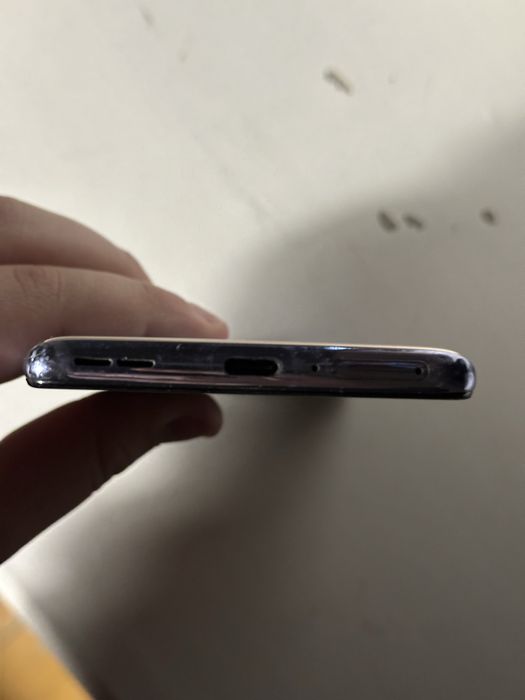 OnePlus 9  8/128 T-mobile,в хорошому стані