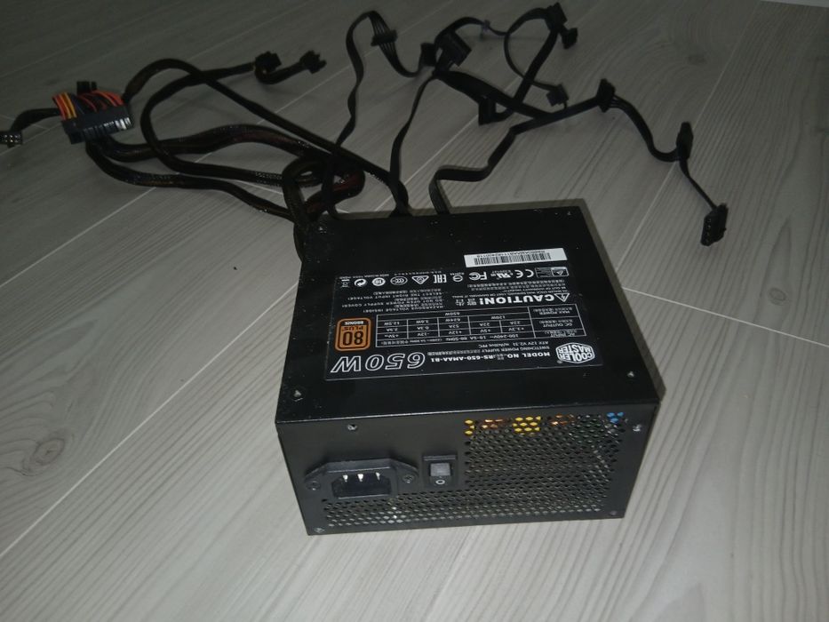 Fonte de Alimentação CoolMaster 650W477977880435118082