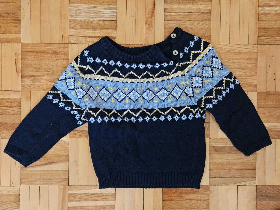 Elegancki sweter chłopięcy