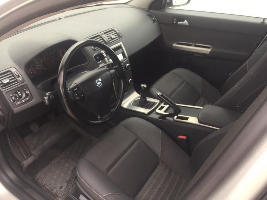 Vendo Volvo V50 1.6D — photo 5