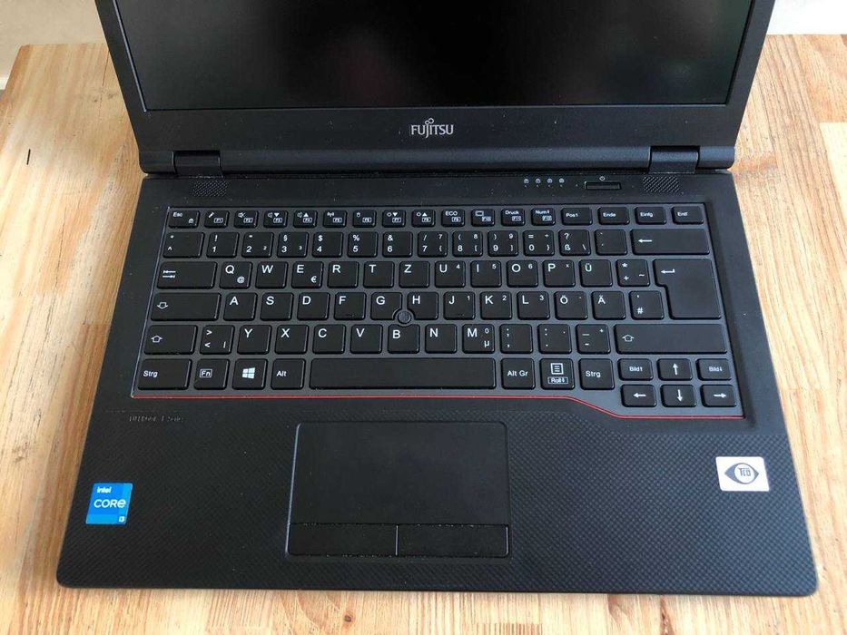 Ноутбук Fujitsu E5411 i3-1115G4 8GB/256GB FHD IPS 4G — з Європи, 19 шт, гарантія 6міс