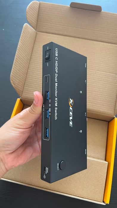 Kceve KVM Switch Dual Monitor 4K  60Hz  (Novo/Selado)