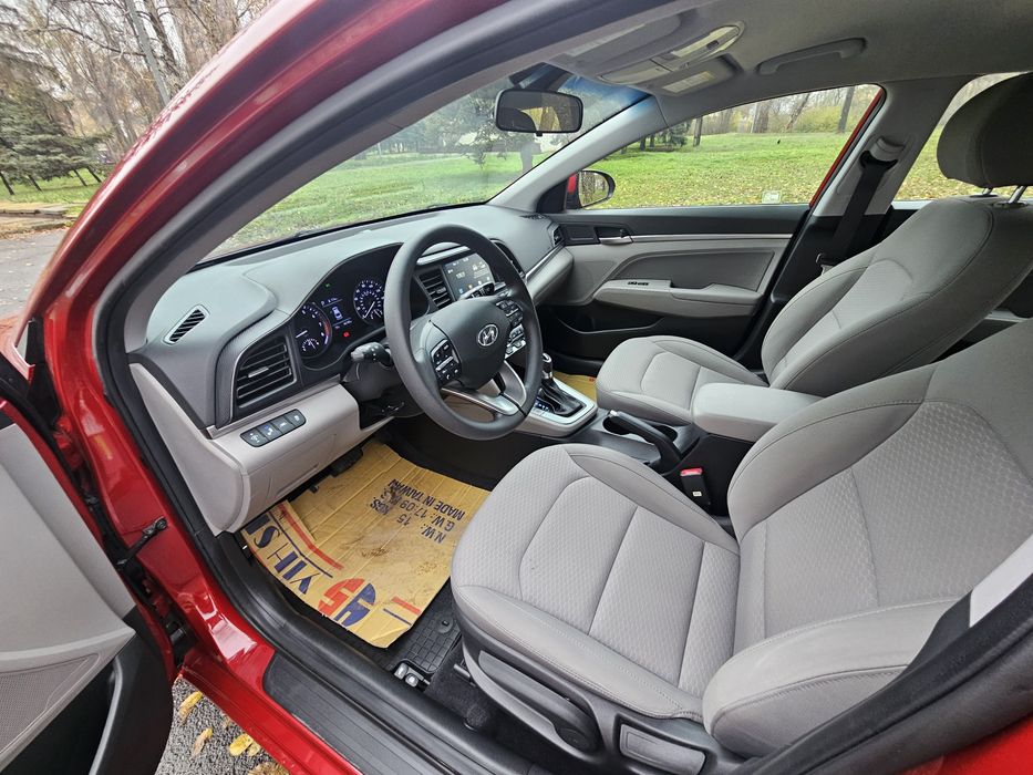Продам Hyonday Elantra 2.0 Автомат