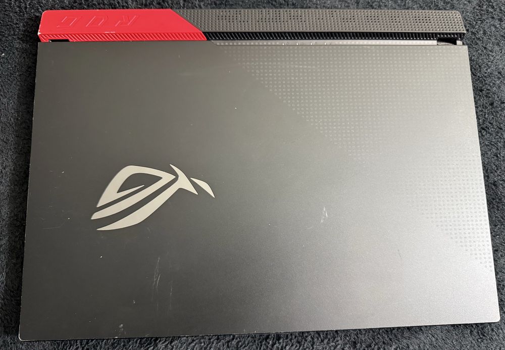 Portátil Gaming Asus ROG Strix 15.6” 144Hz Ryzen 7 16GB RAM 500GB NVME RTX3050 Ti 4GB