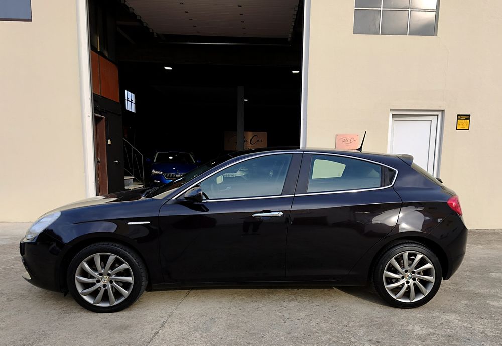 Alfa Romeo Giulietta 1.6 JTDm Executive – 120cv | 2015 | 18 Meses de Garantia — photo 5