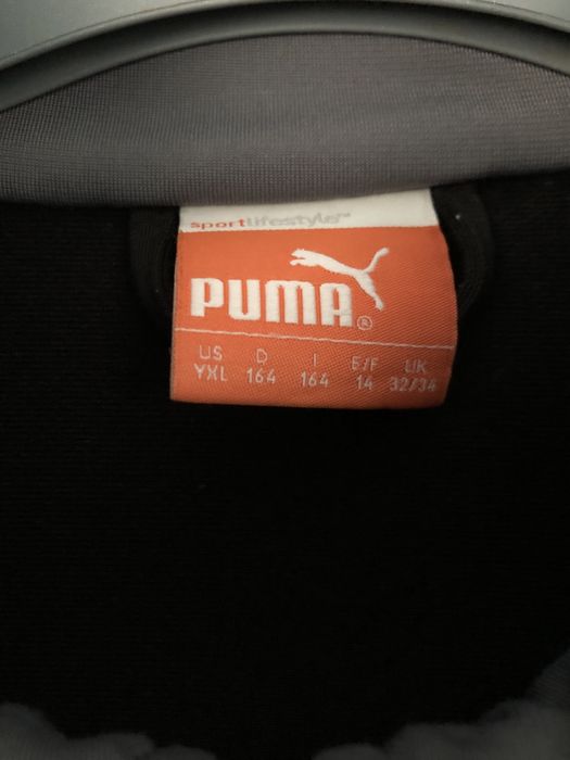 Czarna bluza bez kaptura pumy