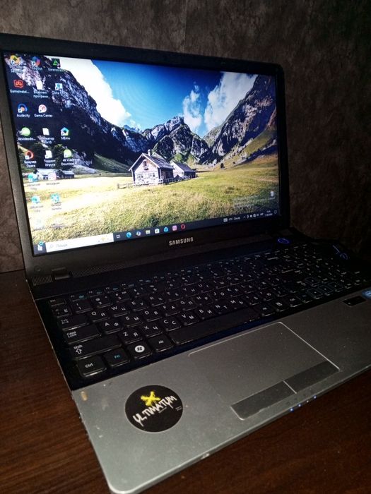 Ноутбук Samsung 15.6