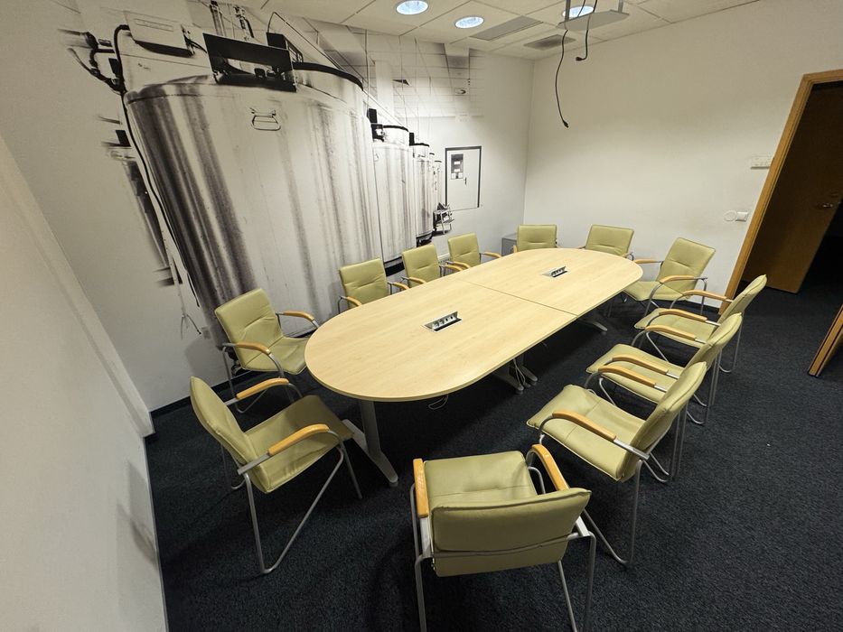 Fotele konferencyjne kolor OLIWKOWY , uzywane i poleasingowe