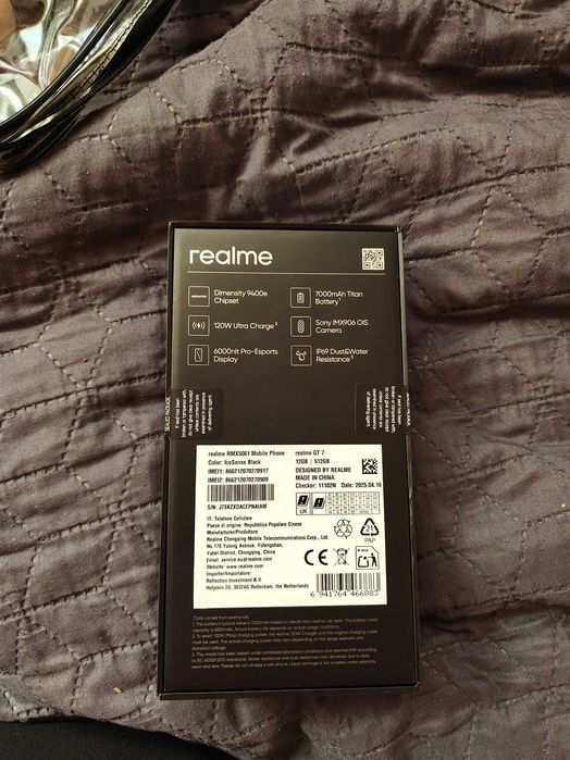 Smartfon realme gt7 czarny 5G 12/512 GB