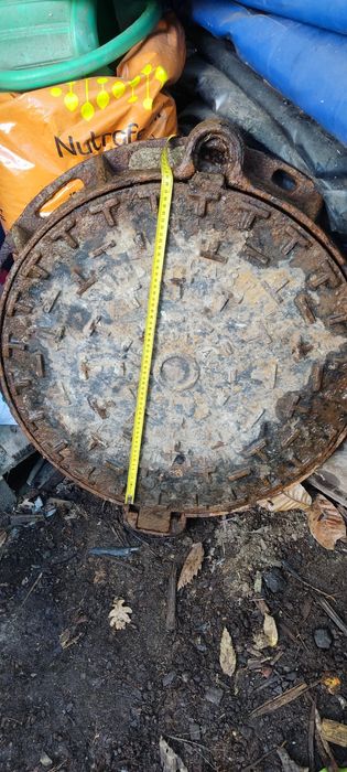 Tampas em ferro fundido muito resistentes