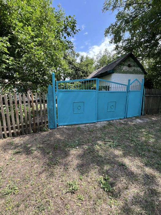 Продам дом в с. Голубовка Новомосковского р- на