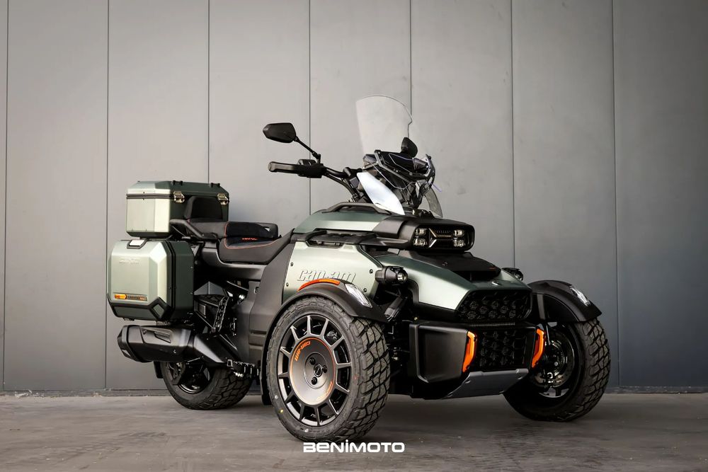 Can-Am Spyder RT Canyon Redrock