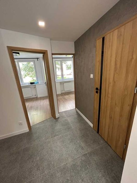 Wynajmę przestronne mieszkanie ,po remoncie 48m2 Wysoki parter .