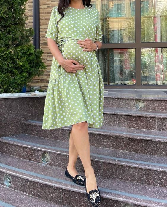 Сукня для вагітних та годуючих мам