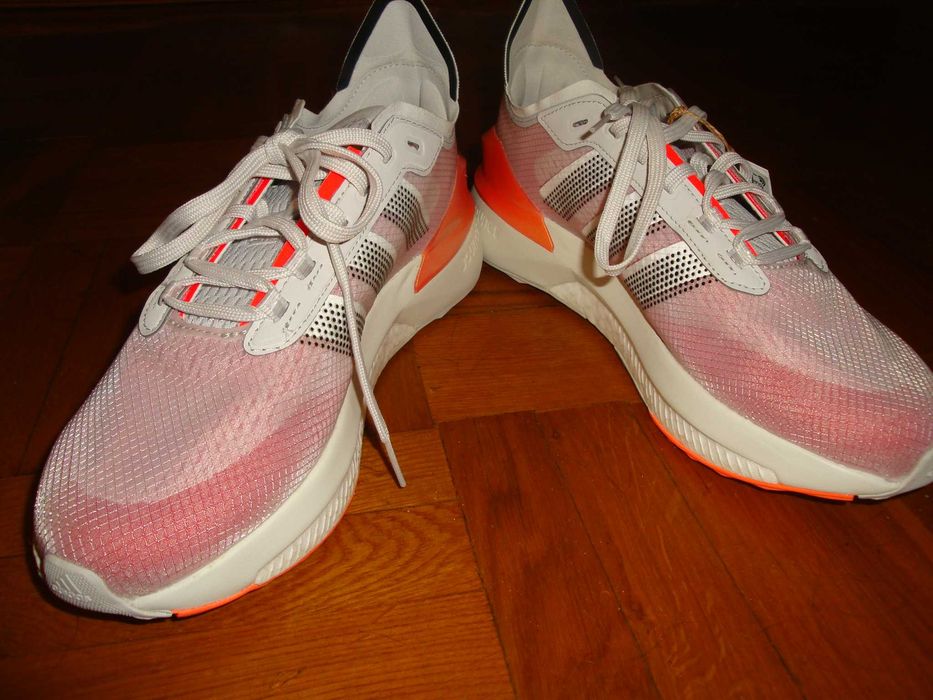 НОВЫЕ Кроссовки ADIDAS , размер 39-39,5 ( 25-25,5 см )