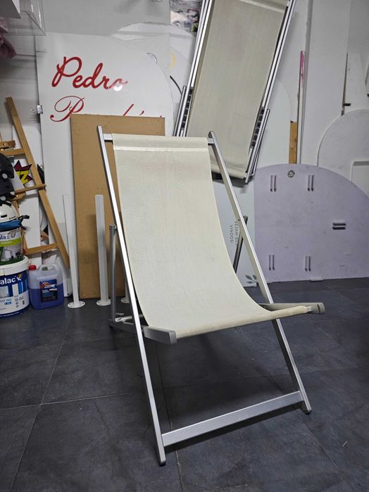 Espreguiçadeira piscina