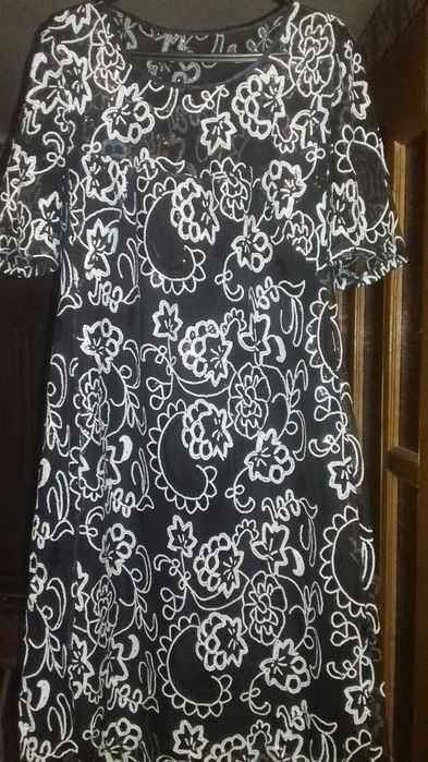 Святкова сукня 56-58