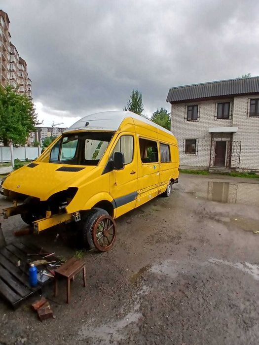 Мерседес Спринтер 311 8+1