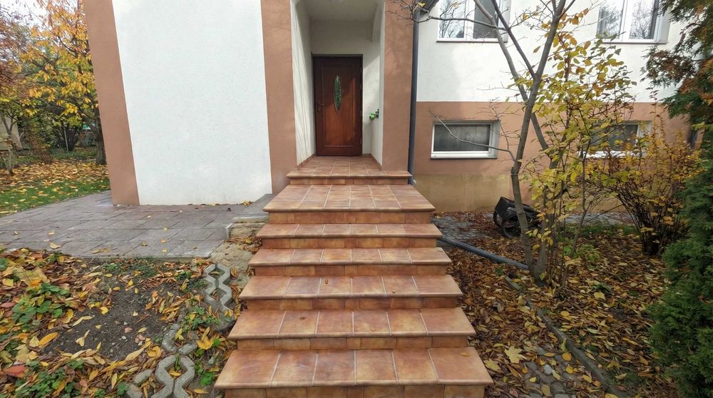 Remont naprawa tarasu schodów izolacja kamienny dywan płytki