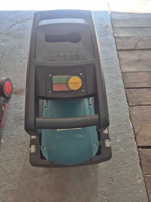 Rozdrabniacz do gałęzi Makita UD2500