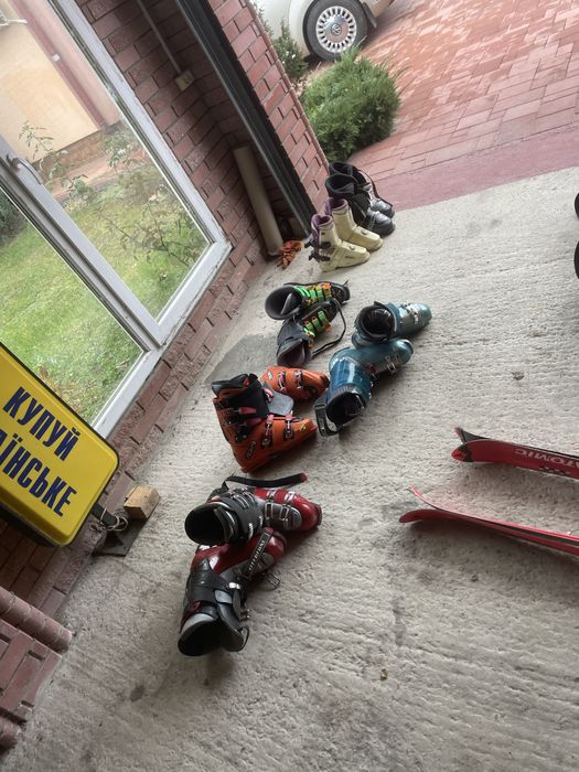 Фірмові лижі  іі боти