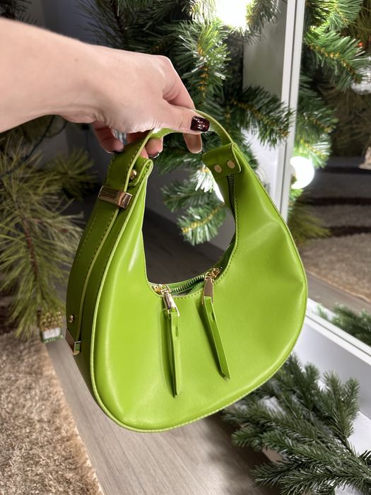 Салатова сумка з еко-шкіри
