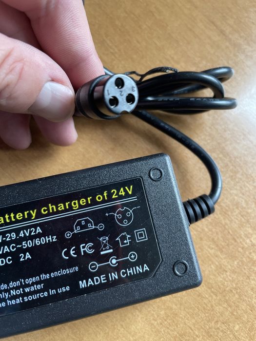 Зарядное Устройство Зарядка Самоката Razor E90 E100 E200 E300 24V 2A