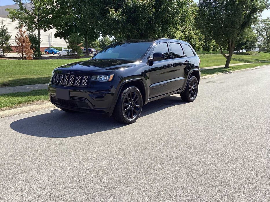 Jeep Grand Cherokee Altitude      2018