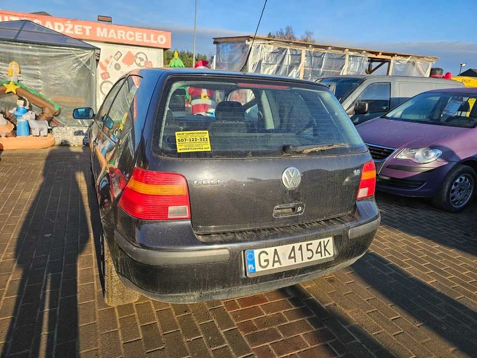 Volkswagen Golf IV 2002r/1.6 benzyna/105KM/opłaty aktualne/klima