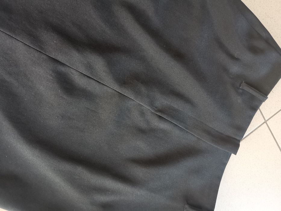 Spódnica damska elegancka klasyczna z wysokim stanem r 40 L