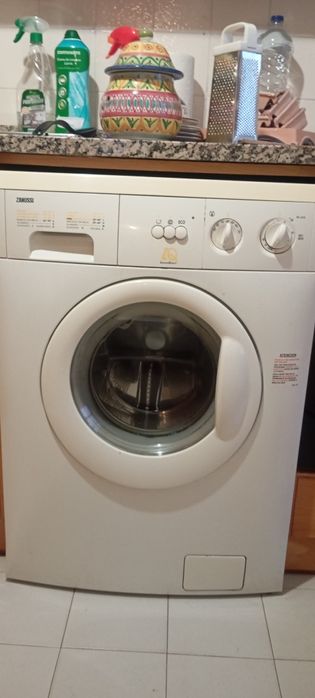 Máquina Roupa e Microondas