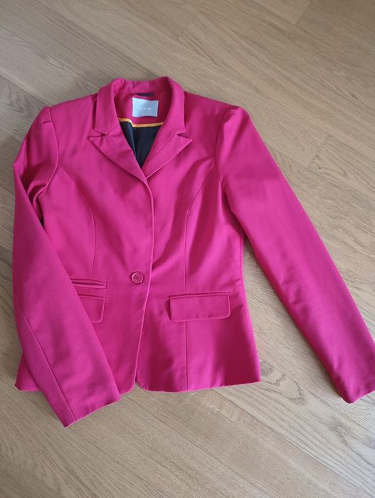 Malinowa marynarka Orsay 40