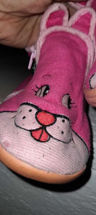 Pantufas ou Botinhas nº 28 - muito fofinhas